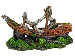 Aqua Ornaments  BOAT    22 x 9 5 x 12 5 cm